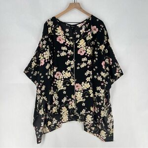 Torrid Black Floral Lightweight V-Neck Full‎ Zip Front Tunic Cape Top Size 3X